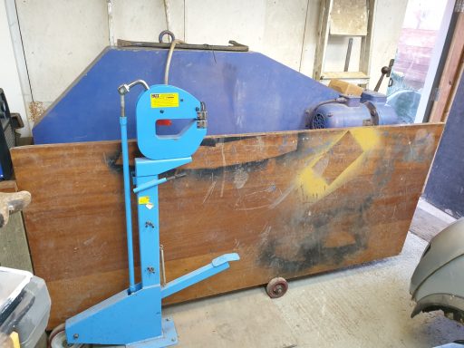 Kick Shrinker/Stretcher